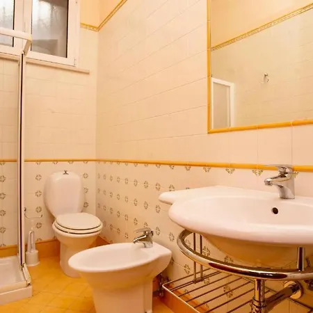דירה Con Portico A 100mt Dal Mare, - M220